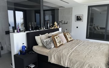 Property slide 16