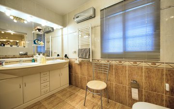 Property slide 28