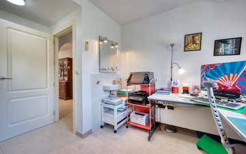 Property slide 31
