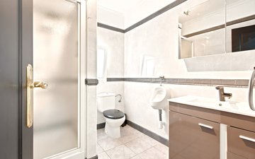 Property slide 31