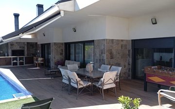 Property slide 38