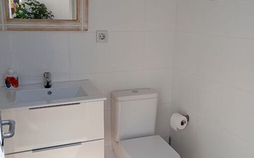 Property slide 48