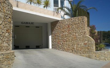 Property slide 24