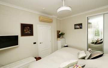 Property slide 17