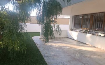 Property slide 7