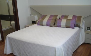 Property slide 50