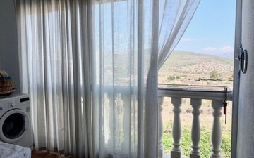 Property slide 21