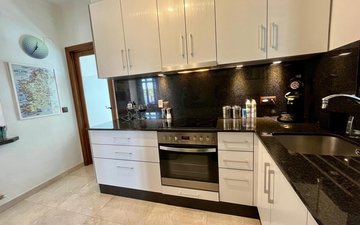 Property slide 16