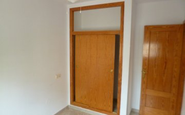 Property slide 22