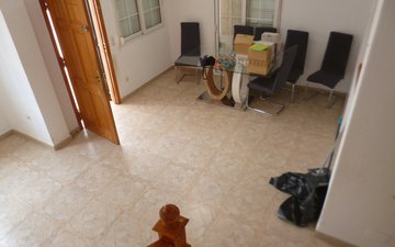 Property slide 32