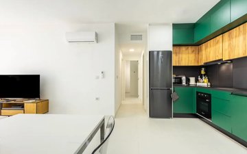 Property slide 4