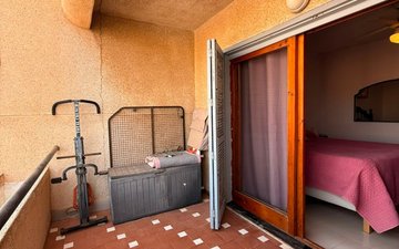 Property slide 20