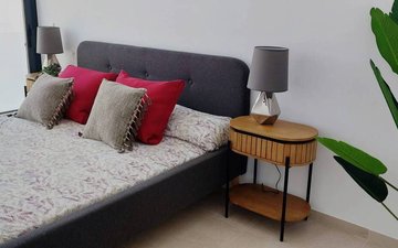 Property slide 10
