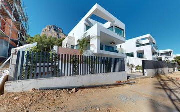 Property slide 47