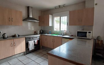 Property slide 14