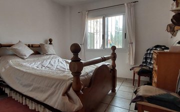 Property slide 17