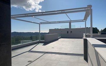 Property slide 22