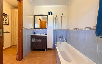 Property slide 28