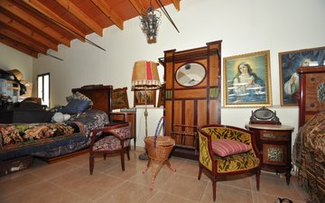 Property slide 34