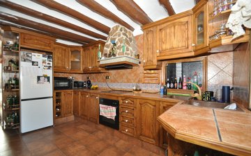 Property slide 19