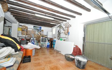 Property slide 21