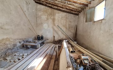 Property slide 35