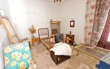 Property slide 4