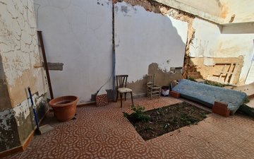 Property slide 17