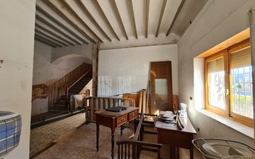 Property slide 10