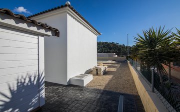 Property slide 19