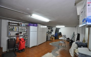 Property slide 27