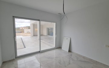 Property slide 35