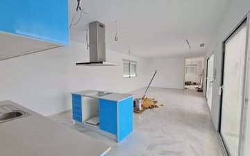 Property slide 42