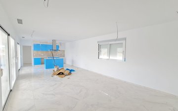 Property slide 45