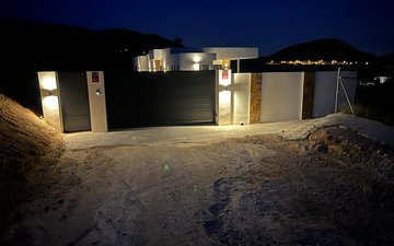 Property slide 10