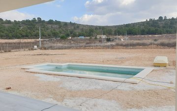 Property slide 39