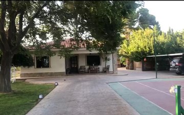Property slide 16