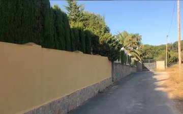 Property slide 44
