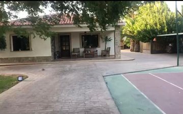 Property slide 25