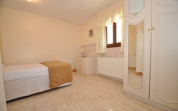 Property slide 46