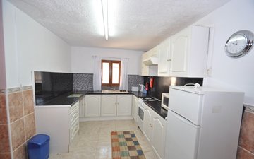 Property slide 44