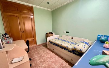 Property slide 10