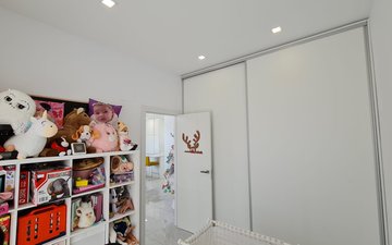 Property slide 35