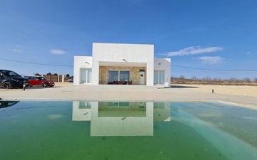 Property slide 15