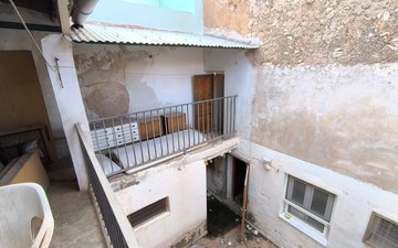 Property slide 4