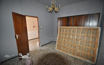Property slide 4
