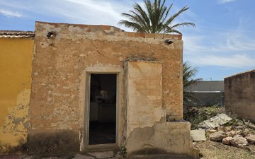 Property slide 24