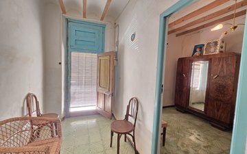 Property slide 3
