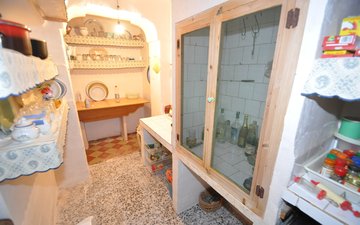 Property slide 16