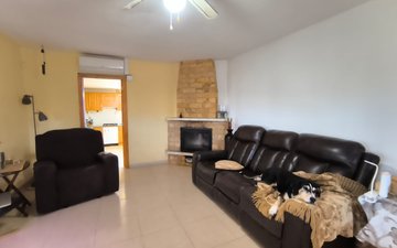 Property slide 22